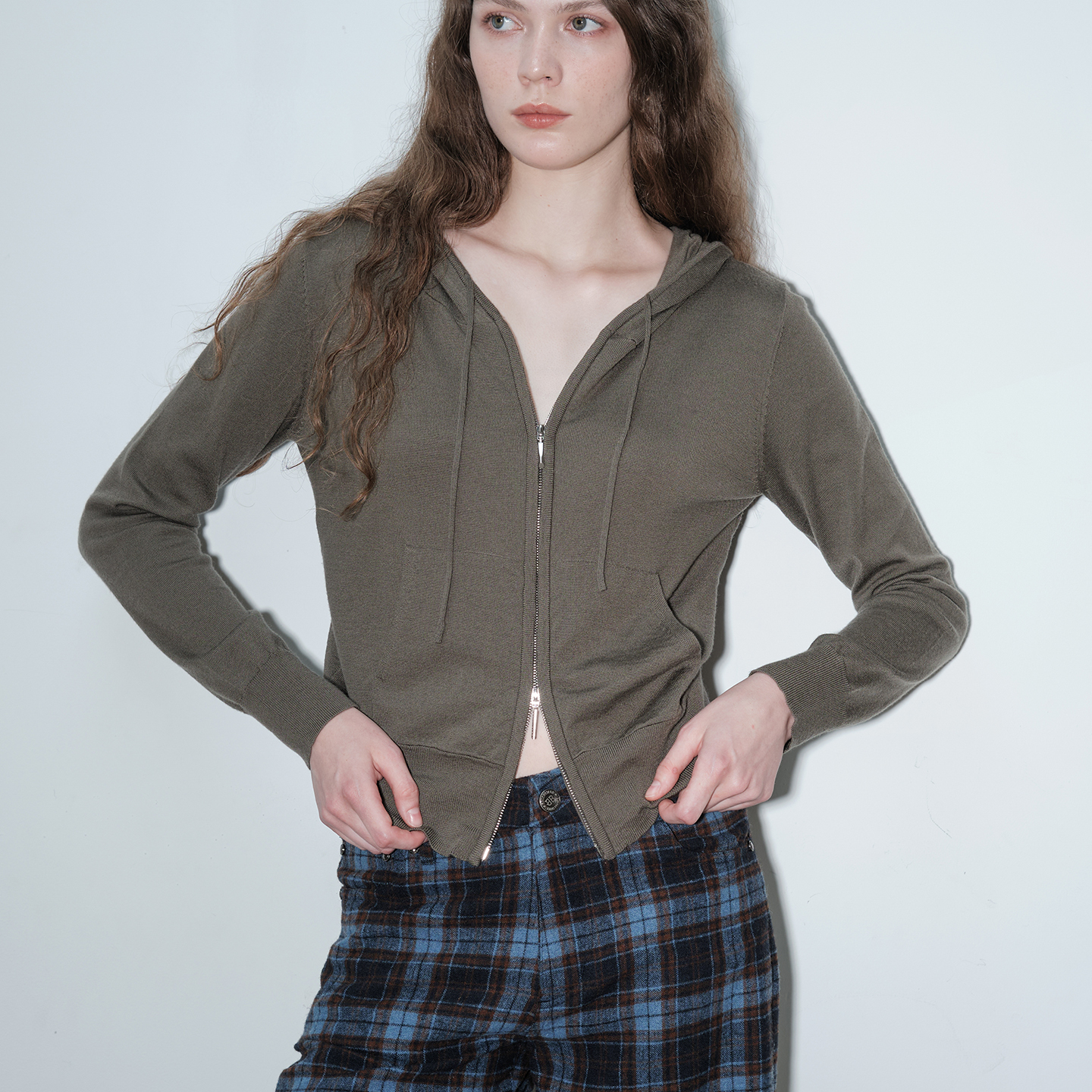 离森秋季经典基础款软薄羊毛连帽拉链弹力针织开衫外套女