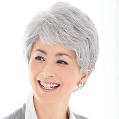 中老年花白假发 女 妈妈短直发 银白色 演出老奶奶 老太婆 舞台用