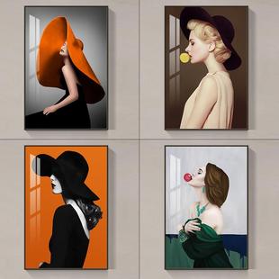 服装店装饰画女装店铺背景墙画试衣间挂画卧室衣帽间玄关竖版壁画