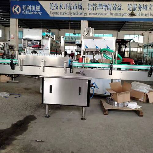 全自动辣椒酱贴标机 芝麻酱贴标机 罐头瓶贴标机 饮料浆糊贴标机