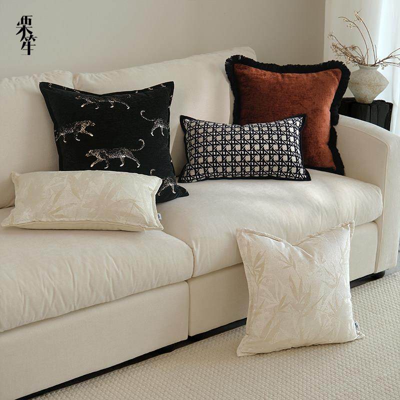 现代新中式竹叶靠枕客厅沙发轻奢高级感抱枕样板间覆古感豹纹腰枕