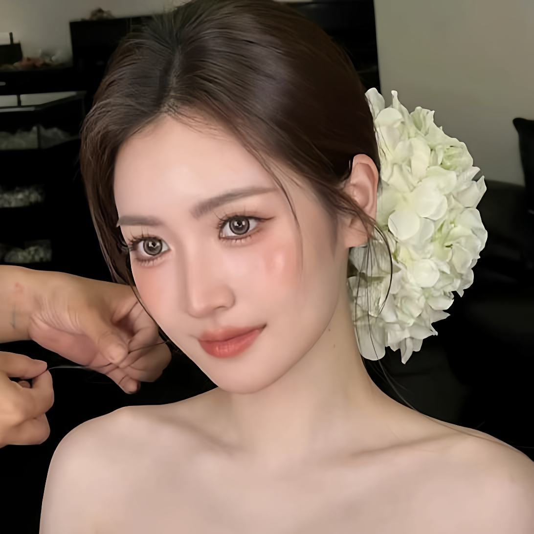 新娘头饰森系白色花朵超仙礼服