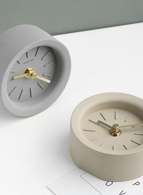 表态生活 ins风北欧20190819简办公桌桌摆件水泥电子钟面台式床头