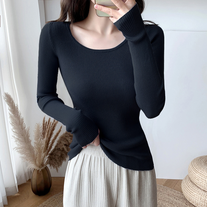 黑色针织打底衫女秋冬内搭长袖洋气2021年新款低领紧身套头毛衣潮