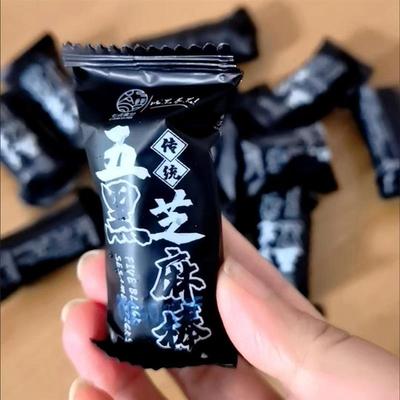 新货五黑芝麻棒花生酱夹心