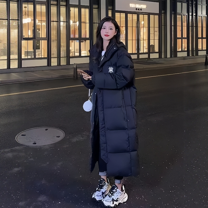 中戏情侣长款过膝羽绒服