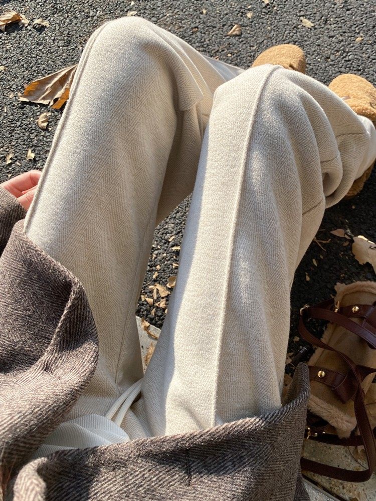 杏色加绒毛呢阔腿裤女秋冬2025高腰休闲窄版直筒裤子人字纹西装裤