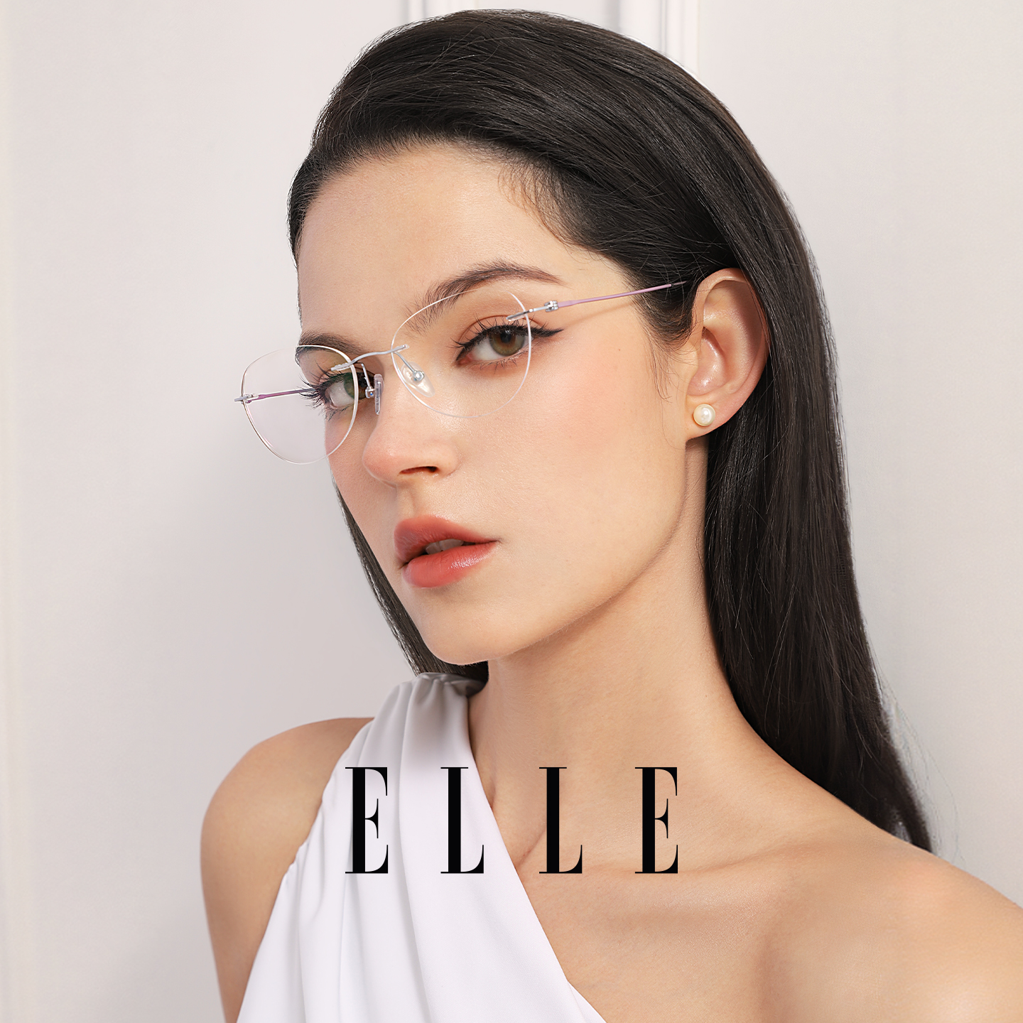ELLE超轻近视眼镜女款可配度数无边框镜架高智感蝶形素颜小框1003
