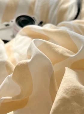 Washed Cotton Double Yarn Crepe Striped Quilt Set 3-4 Pillo