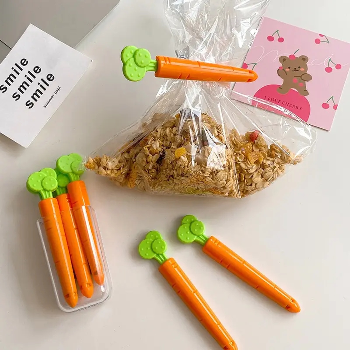 5pcs Bag Clips Portable Food Snack Bag Sealing Clamp Carrot