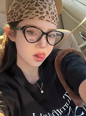 Retro Leopard Print Square Scarf for Women Satin Thin Edge