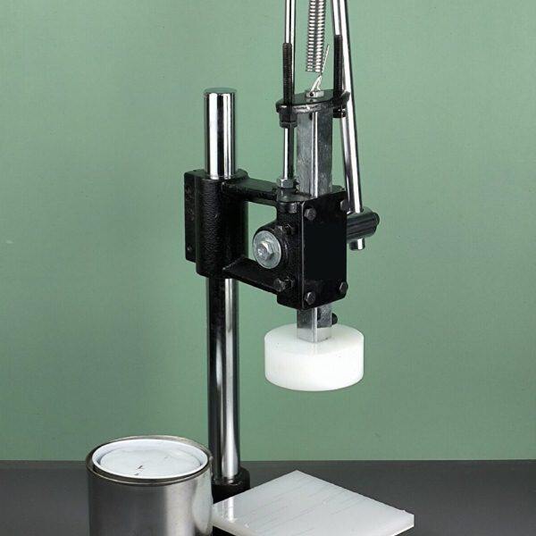 乾泰手动马口铁桶压盖机油漆桶平压机铁皮桶封口机鱼子酱封盖机