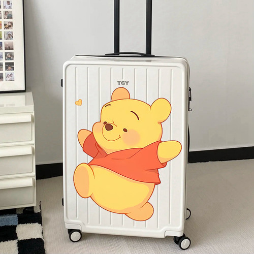 可爱卡通小熊维尼贴纸行李箱贴画防水不留胶旅行箱装饰贴画遮挡划