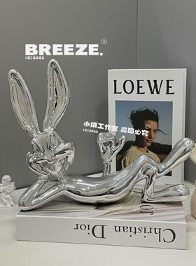 网红躺姿兔子摆件潮流卡通客厅酒柜电视柜玄关高级感家居装饰礼物