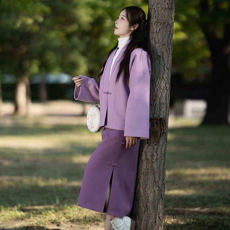 【99元区】复古紫色汉服领毛呢外套D侧开叉半身裙两件套女2024春