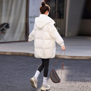 白色羽绒服女中长版2023冬季新款小众时尚女款女士外套中款面包服