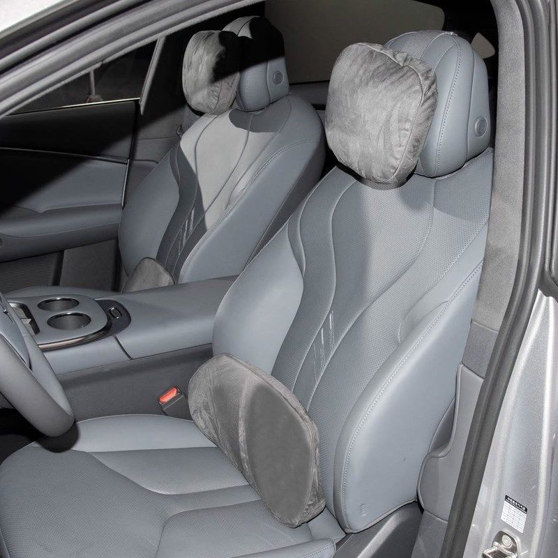 适用小鹏G7头枕腰靠颈枕脖枕护腰官配新g7加改装汽车内饰用品配件