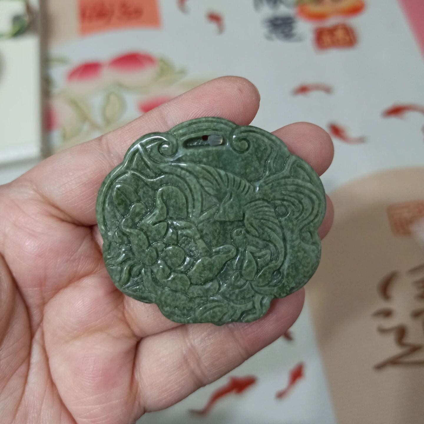 442缅甸天然翡翠吊坠绿底凤穿牡丹花锁牌卡52x48mm左右满48元包邮