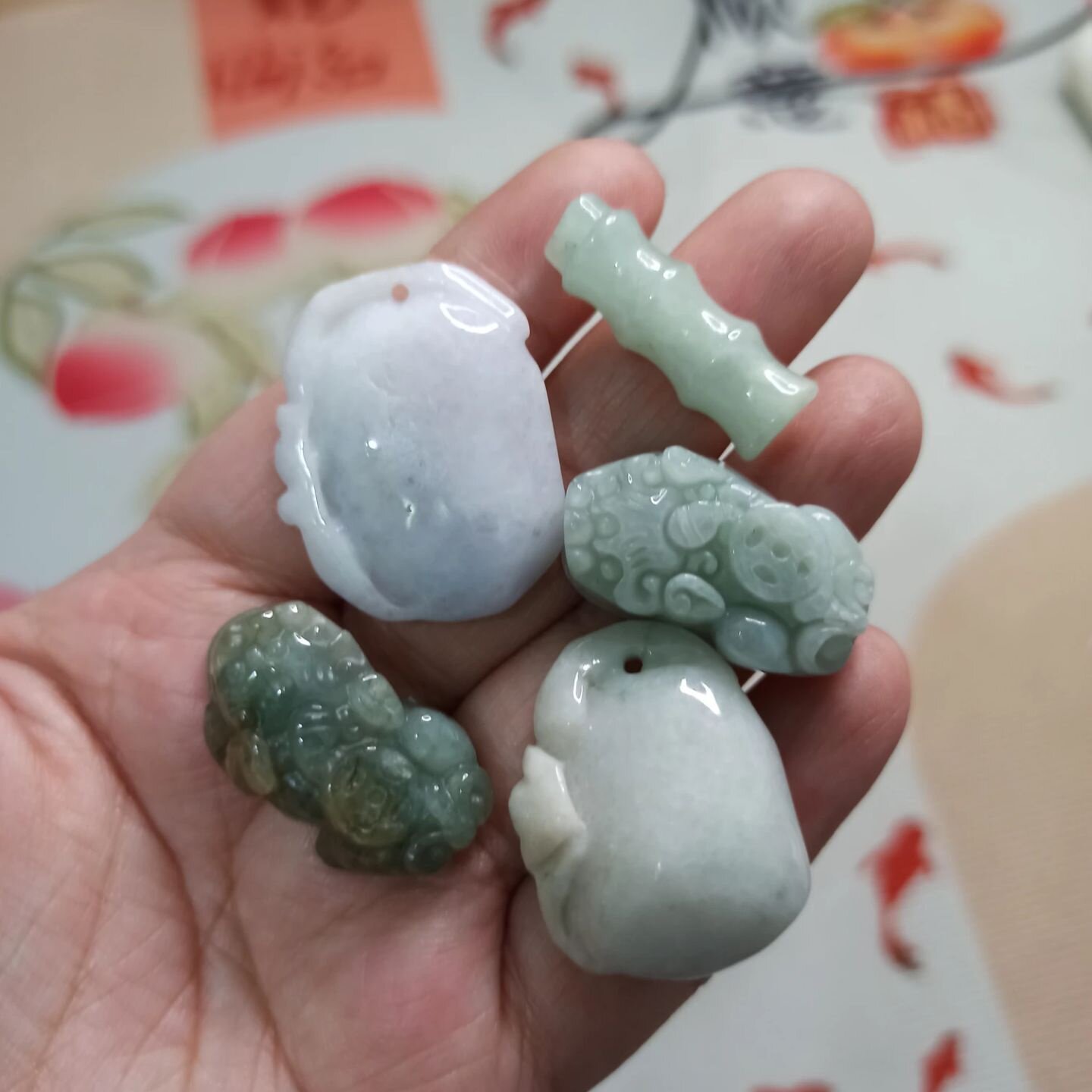 天然翡翠吊坠如意福瓜貔貅