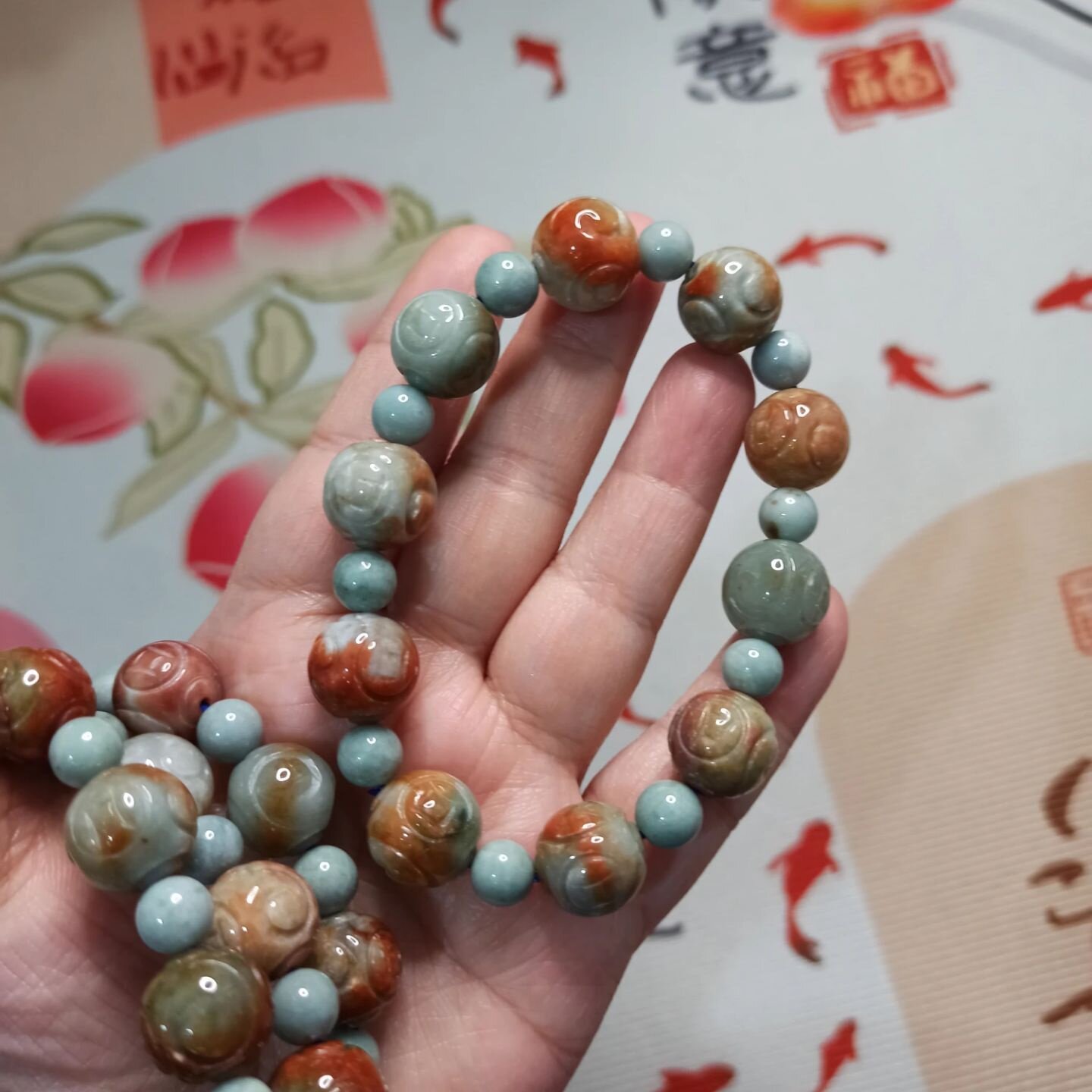 天然翡翠烧红翡回纹珠手串
