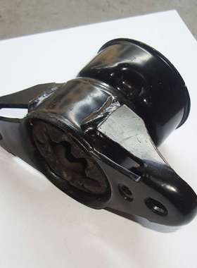 68029590AC  大切诺基 2011-2014 顶胶