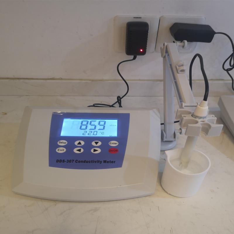 污水处理、电厂纯水DDS-307手动温度补偿数显纯水电导率仪