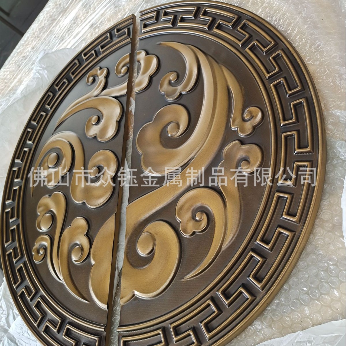 铜门大拉手圆形浮雕祥云拉手复古仿铜做旧大门把手
