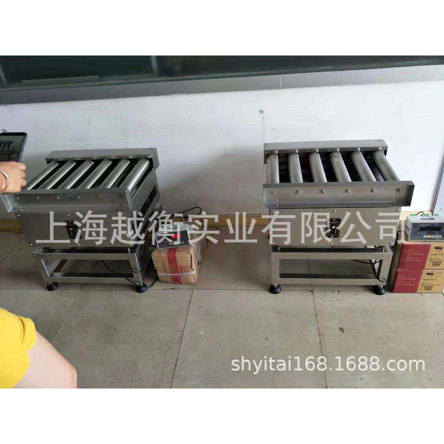 30kg静态检重称多少钱无动力滚筒秤50KG滚筒称重输送电子称