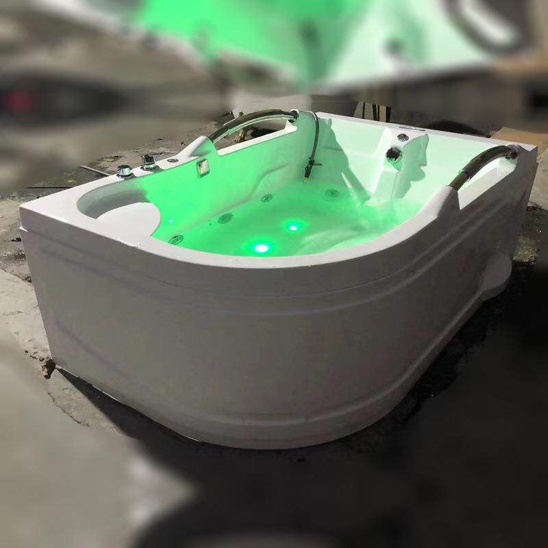 嵌入式浴缸沐浴双人按摩浴池泡澡池恒温彩灯泡泡浴盆可加裙边轻奢