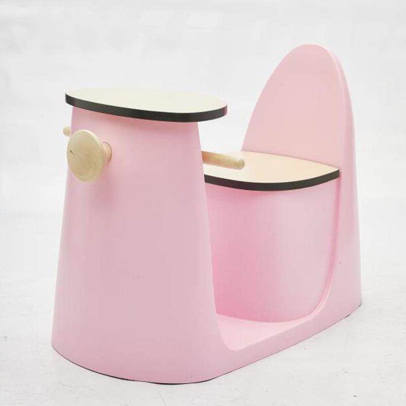 北欧设计师儿童椅简约创意家用宝宝餐椅现代塑料矮凳可爱靠背凳子