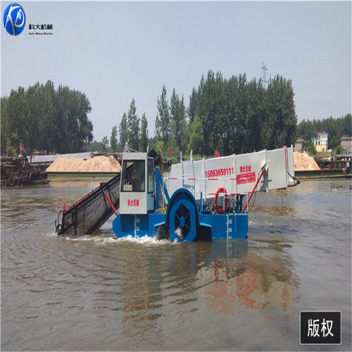 江苏盐城水草收割船 机械化水面保洁船 河南水草垃圾打捞船现货