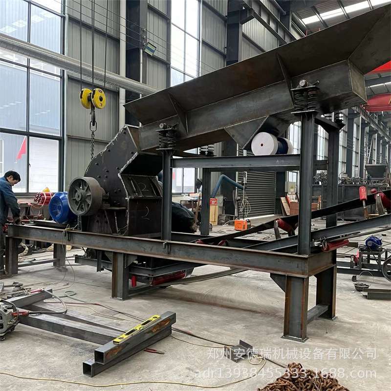 小型泥灰岩锤式破碎机石料厂砖厂石头打砂机 小型流动式打石粉机