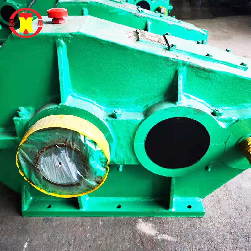 泰星减速机TA140/TC08齿轮减速器TD180圆柱齿轮减速器