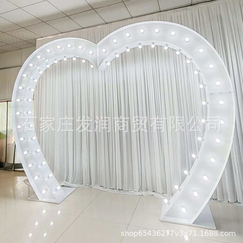 跨境LED爱心发光拱门婚庆派对舞台装饰摆件大型铁艺拱门厂家批发