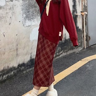 红色复古格子半裙秋冬款大码胖mm梨型身材裙子遮肚显瘦毛呢半身裙