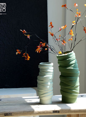 侘寂风花瓶摆件客厅插花器民宿家居客厅电视柜干花陶瓷摆件果绿色