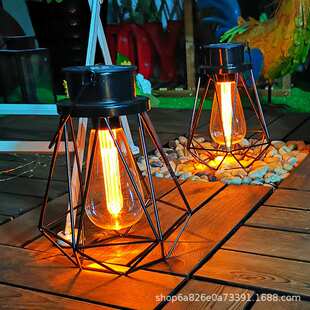厂家太阳能铁艺风灯创意复古室外庭院摆件灯笼景观风灯装饰舞台用