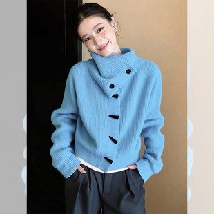 超火冬季氛围感上衣韩系小众不撞款洋气减龄蓝色高领毛衣针织开衫