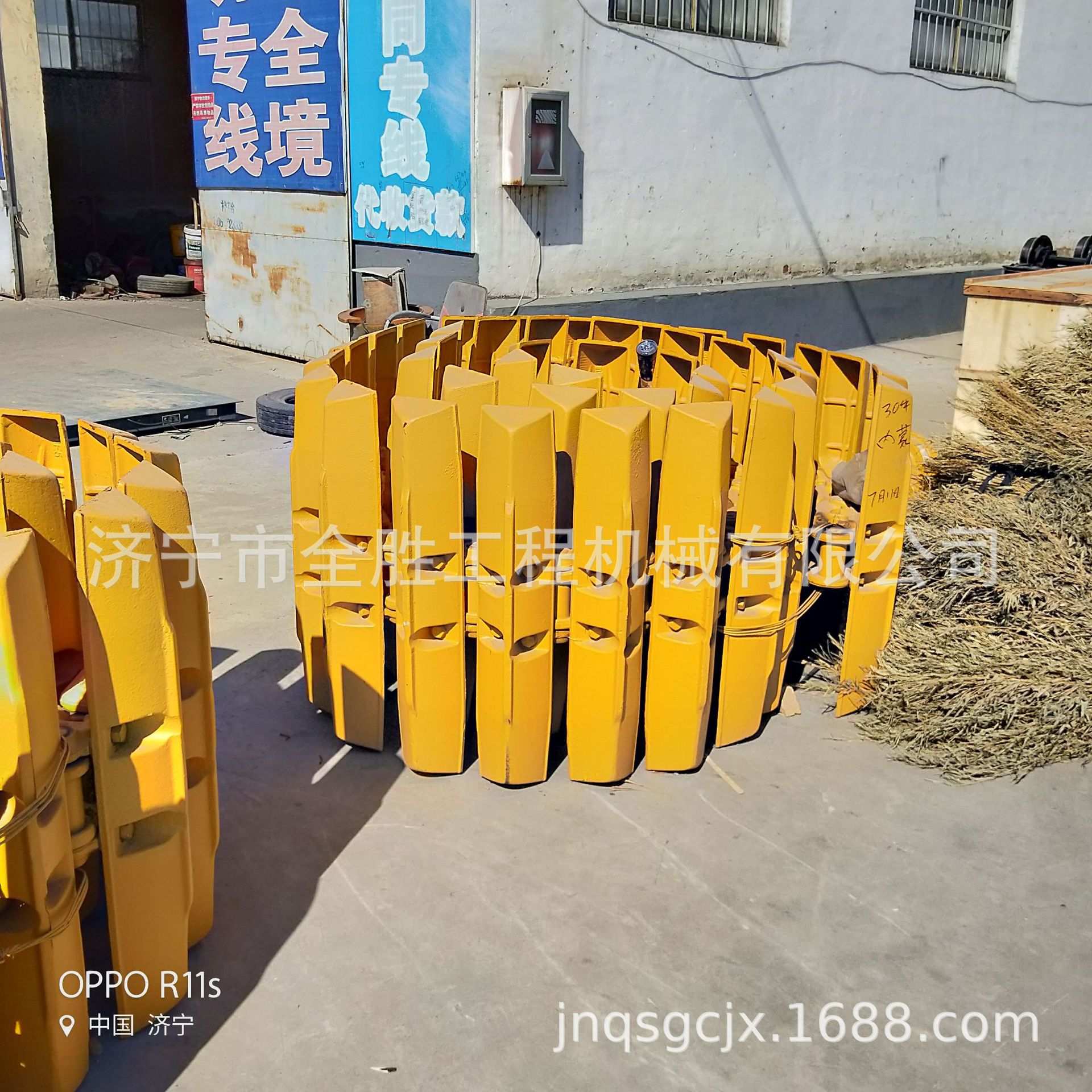 供应推土机柳CLGB230单边支重轮双边支重轮22C0342 履带总成 水箱