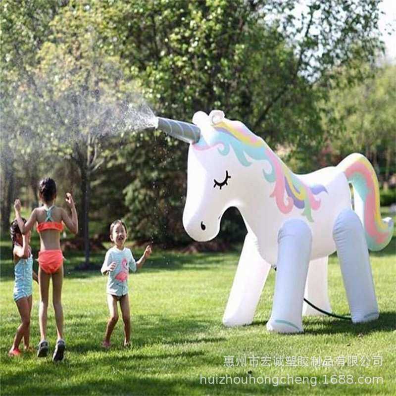 厂家直销爆款水上独角兽带水雾独角兽水上乐园多功能