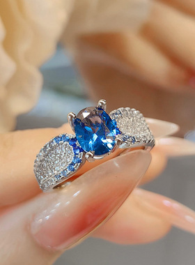 新款鹅蛋形伦敦蓝锆石戒指
