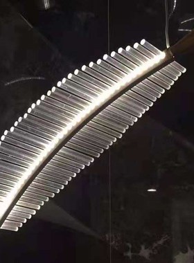 酒店大堂售楼处宴会厅羽毛形灯复式楼别墅楼梯芭蕉伞水晶玻璃吊灯