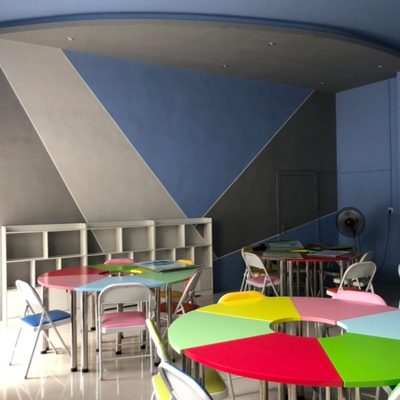 桌扇活动室团体彩色学校桌形桌圆形活动心理咨询单位辅导培训桌椅