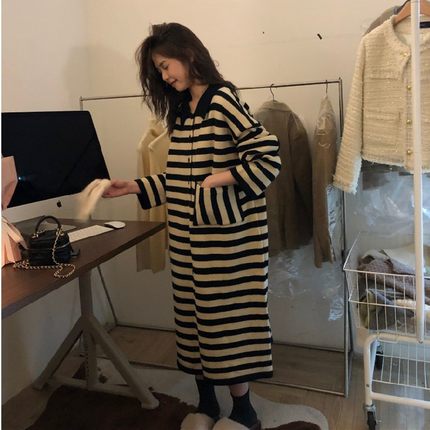 韩版慵懒风法式条纹针织连衣x裙女气质秋新款复古宽松中长款毛衣