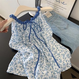 甜美蓝色碎花挂脖k吊带背心女夏季 海边度假风外穿设计感宽松上衣