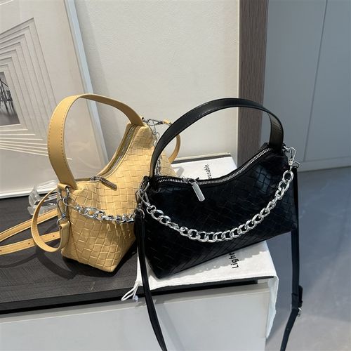 超火黄色软皮手提包包女式2025新款夏天潮流百搭背心包Z斜挎水桶