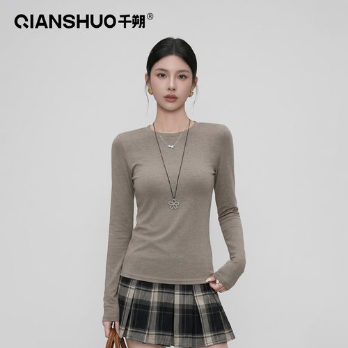 千朔极简圆领长袖修身显瘦T恤女