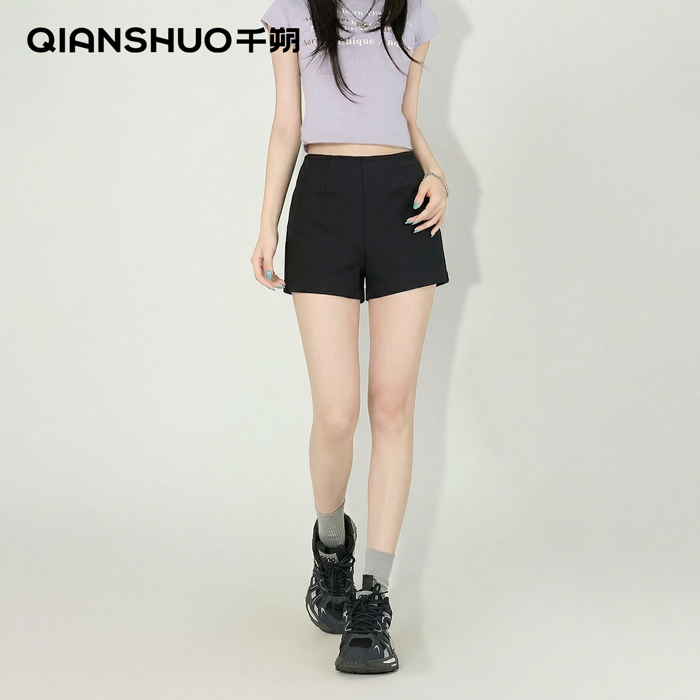 千朔黑色热裤女夏2026新款外穿短裤薄款高腰提臀紧身高级性感a字
