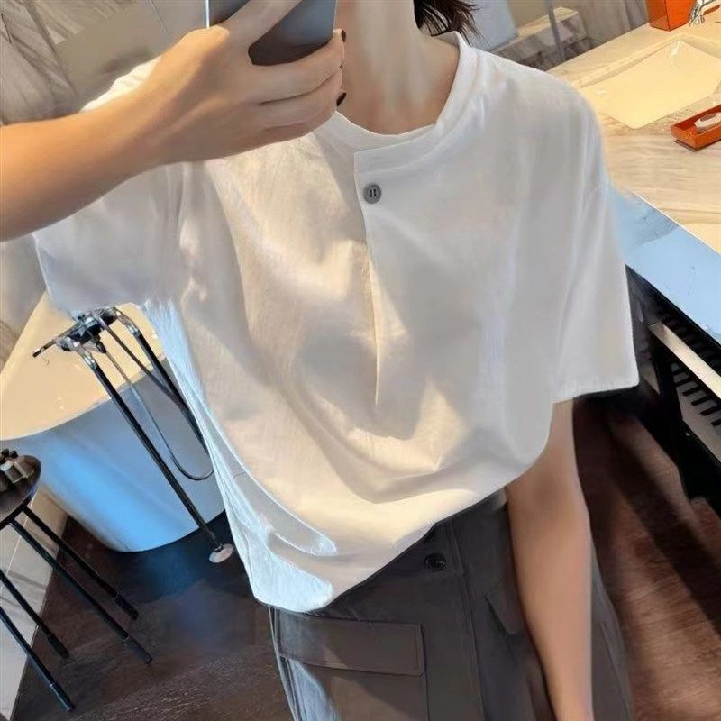 春夏哺乳衣外出喂奶上衣韩版棉质一粒扣白色宽松极简风内搭白T恤