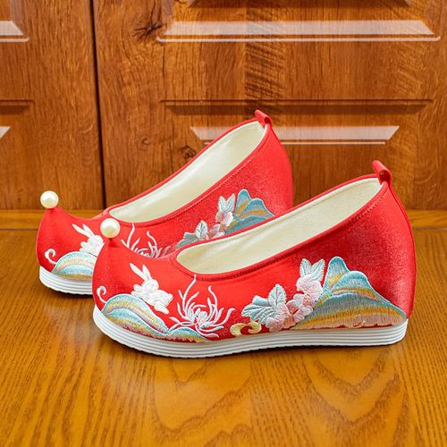 锦袍仙古风汉服鞋子女增高翘头绣C花鞋黑色古装名族风配马面裙的